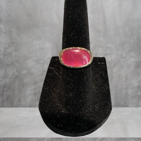 BRIGHT PINK RING -- Gold Toned with Bright Barbie-Pink Stone, Wide Oval - Picture 1 of 5